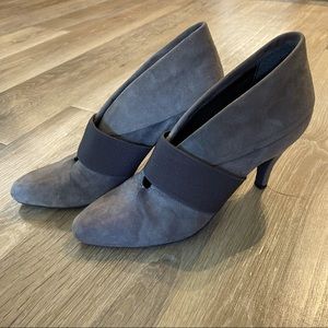 Vince Camuto Grey Suede Heels - Size 7